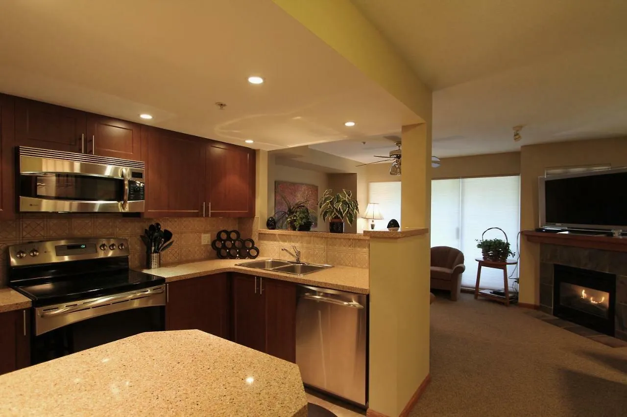 Lagoons Condos By Whistler Retreats 公寓